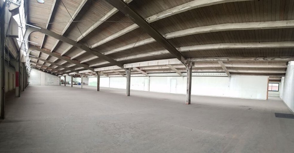 More Photos Of 5820 S Alameda St, Vernon Warehouse For Lease