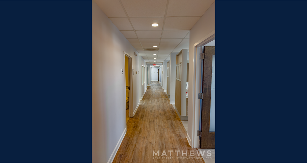 More Photos Of 2 Cardinal Park Dr, Leesburg Office For Sale
