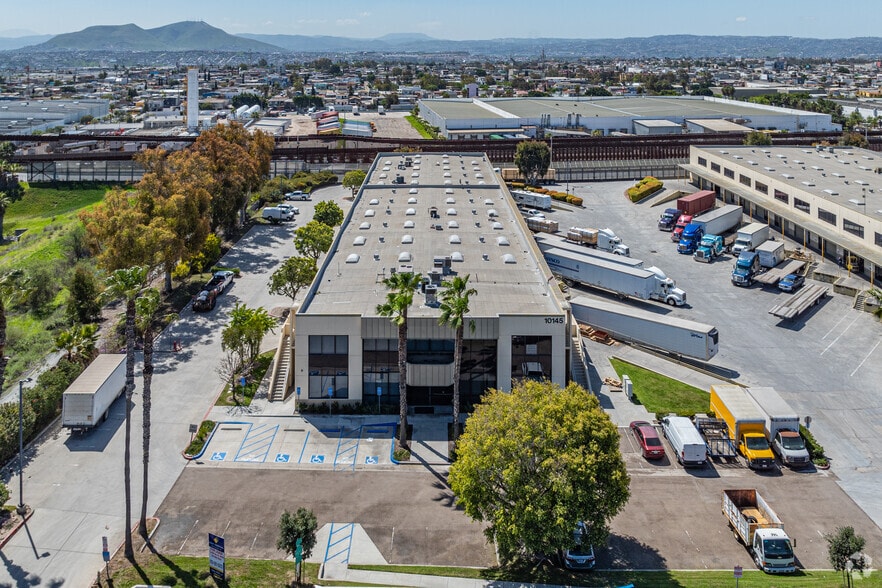 More Photos Of 10145 Via De La Amistad, San Diego Loft Creative Space For Sale