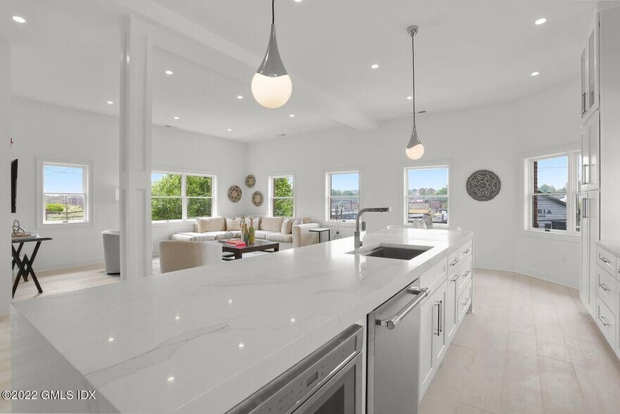 More Photos Of 9 S Water St, Greenwich Storefront Retail Office For Sale