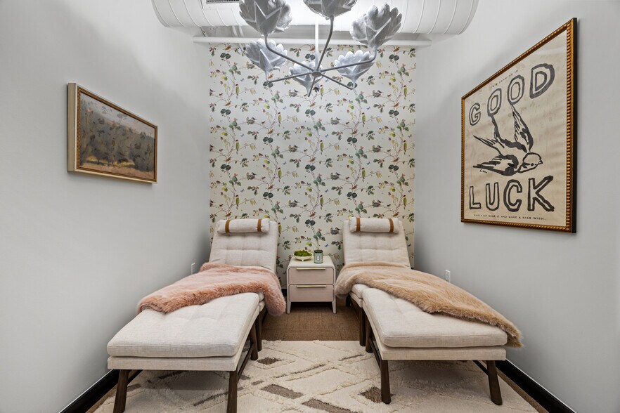 More Photos Of 501-509 Main St, Fort Worth Coworking Space