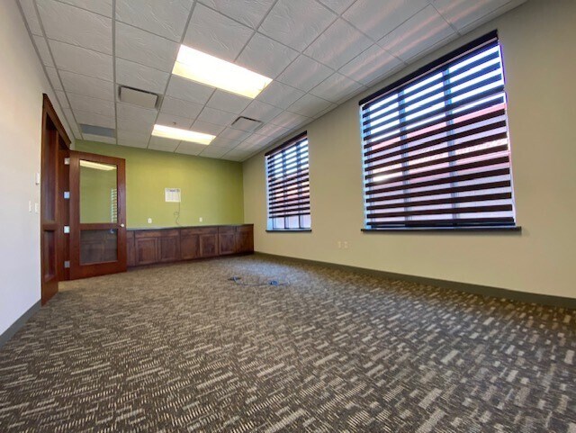 More Photos Of 1265 Main St, Stevens Point Medical For Lease