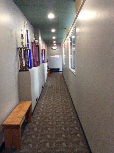 More Photos Of 315 N Main St, Burlington General Retail For Sale