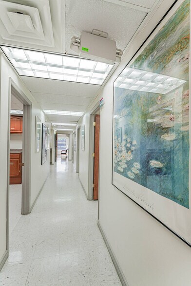 More Photos Of 3041 Avenue U, Brooklyn Medical For Lease