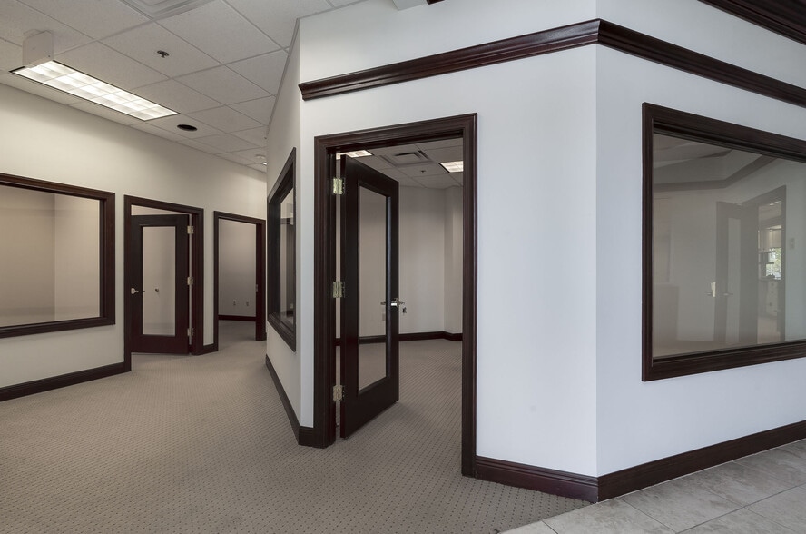 More Photos Of 2503 Del Prado Blvd S, Cape Coral Medical For Lease