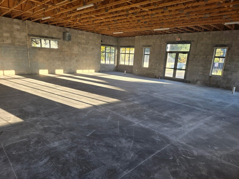 More Photos Of 16608 Sunrise Lakes Blvd, Clermont Unknown For Lease