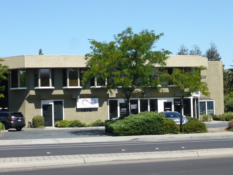 More Photos Of 1610 Oak Park Blvd, Pleasant Hill Medical For Lease