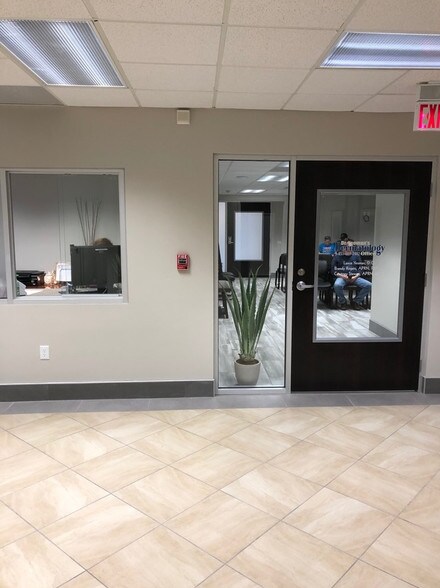 More Photos Of 1707 Linwood Dr, Paragould Medical For Lease