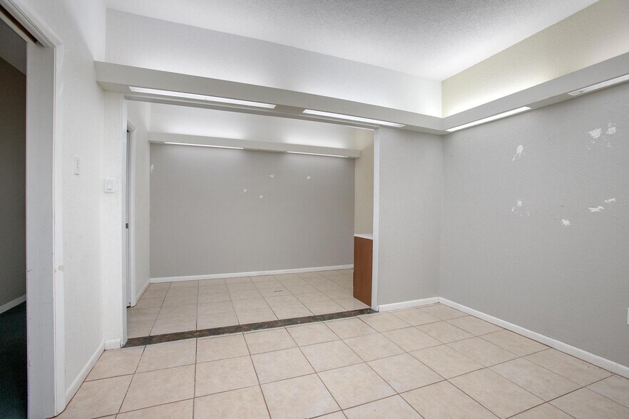 More Photos Of 1240 E Normandy Blvd, Deltona Office For Sale