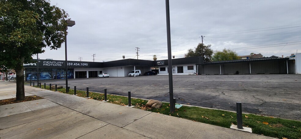 More Photos Of 276 N Abby St, Fresno Auto Dealership For Sale