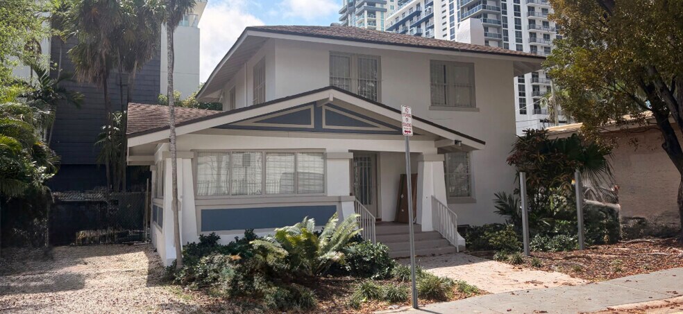More Photos Of 314 NE 26th Ter, Miami Office For Sale
