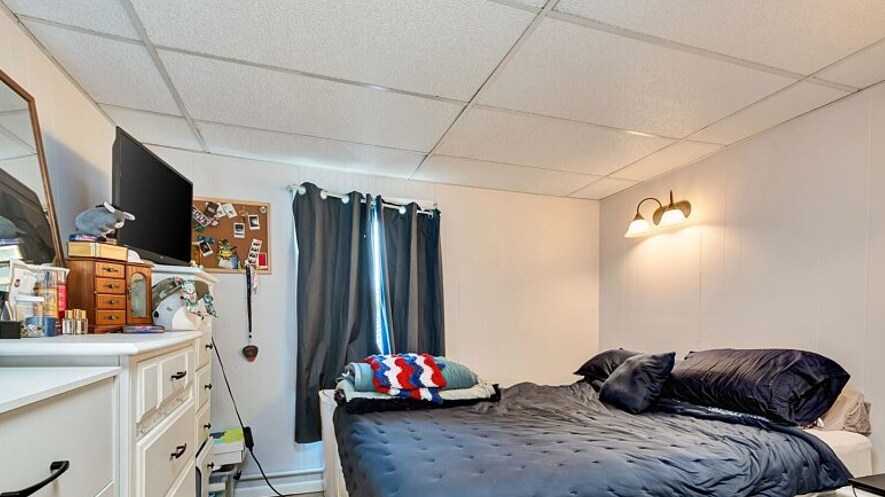 More Photos Of 114 E Main St, Weyauwega Storefront Retail Residential For Sale