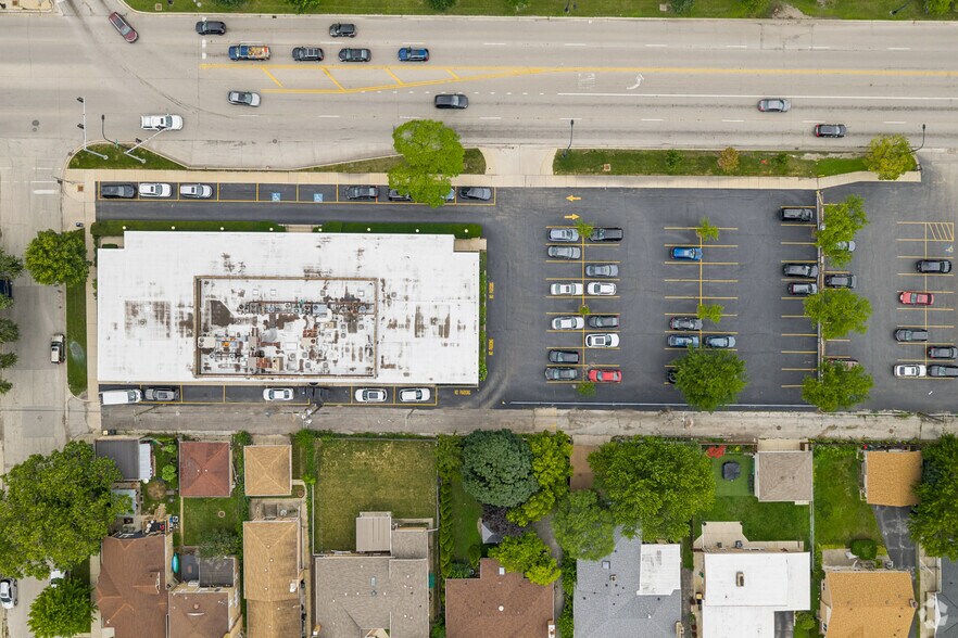 More Photos Of 7101 N Cicero Ave, Lincolnwood Office For Lease