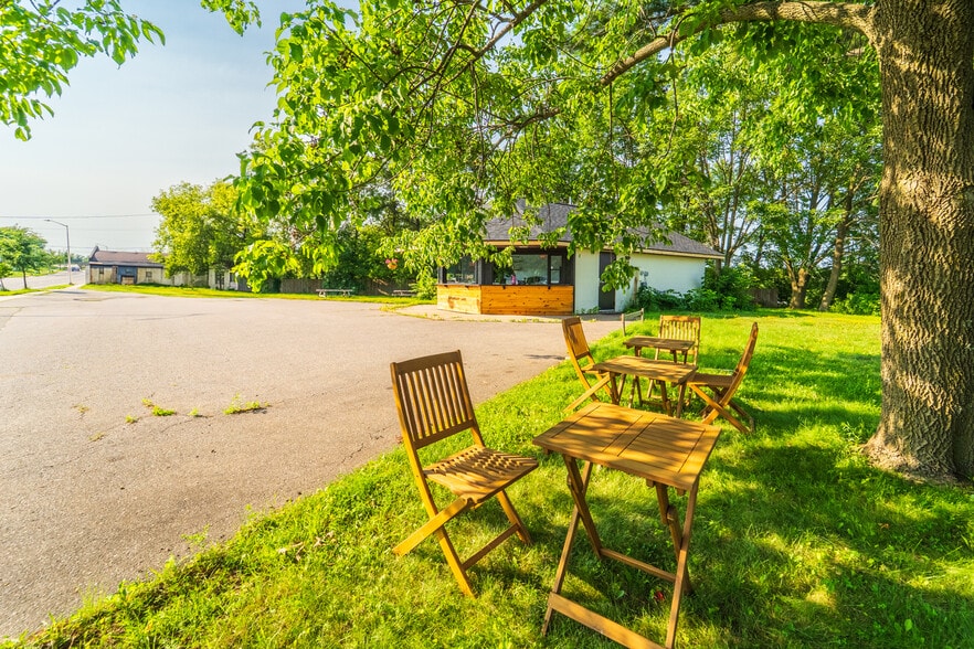 More Photos Of 1707 Merrill Ave, Wausau Freestanding For Sale