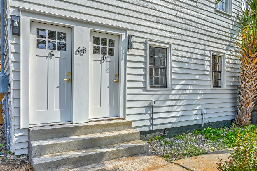 More Photos Of 68 Lee St, Charleston Apartments For Sale