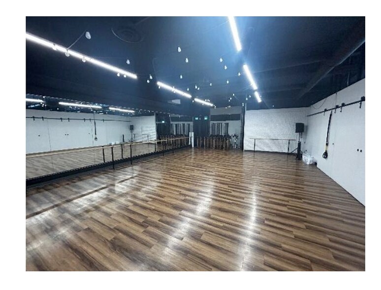 More Photos Of 10580 115th St NW, Edmonton Storefront For Sale