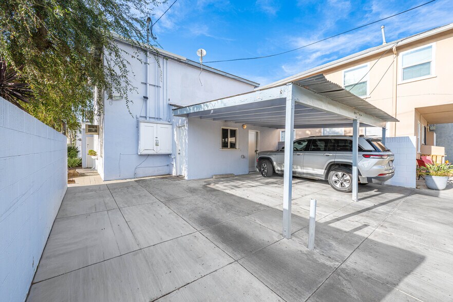 More Photos Of 4401 E Division St, Long Beach Apartments For Sale