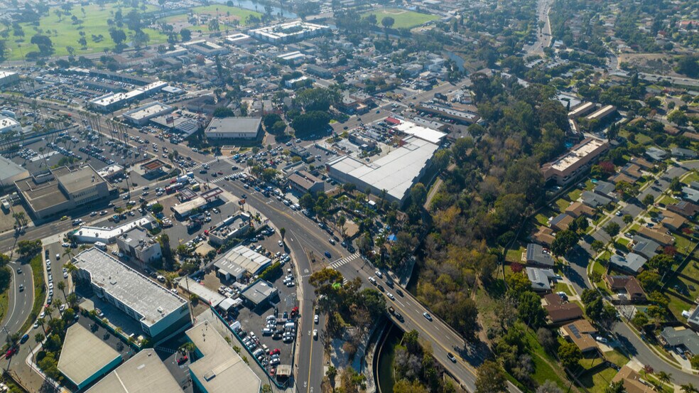 More Photos Of 4780 Mission Bay Dr, San Diego Hospitality For Sale