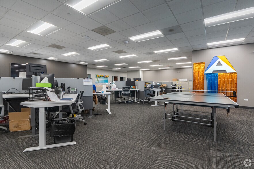 More Photos Of 8525 W 183rd St, Tinley Park Office For Sale