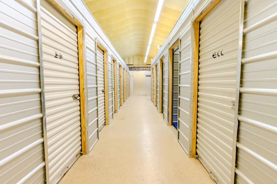 More Photos Of 300 TX-35, Gregory Self Storage For Sale