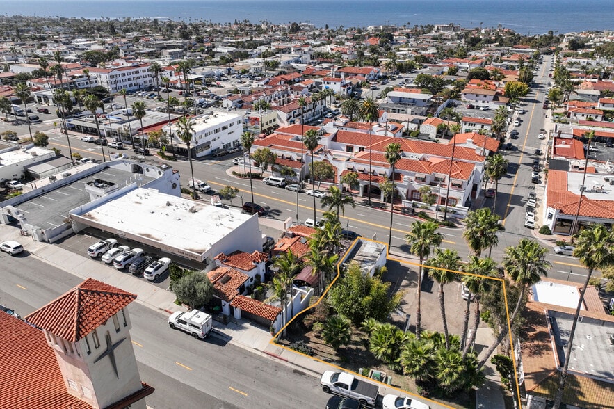 More Photos Of 317 N El Camino Real, San Clemente Storefront For Sale