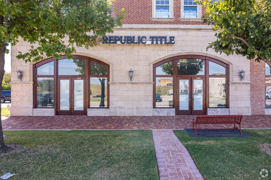 More Photos Of 3610 Shire Blvd, Richardson Storefront Retail Office For Lease