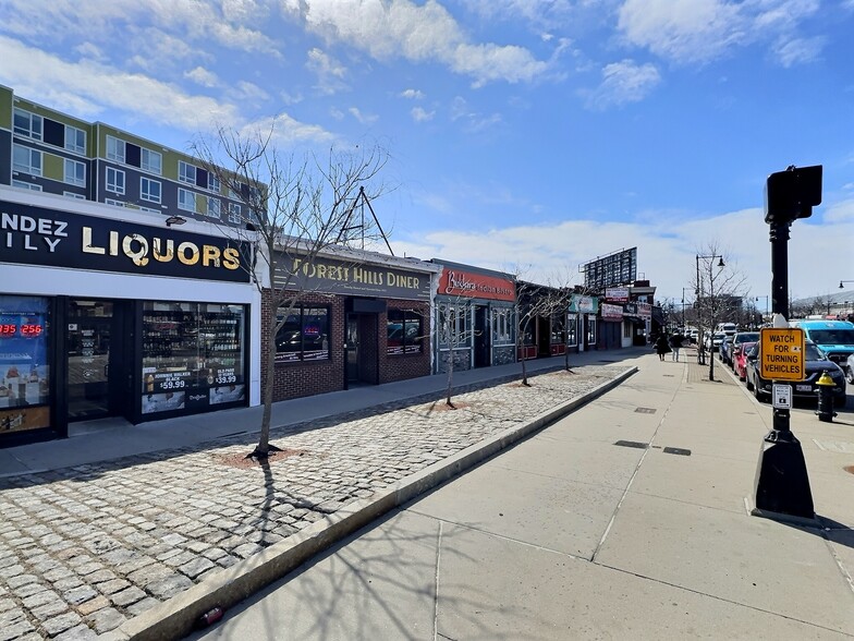 More Photos Of 3698 Washington St, Jamaica Plain Restaurant For Lease