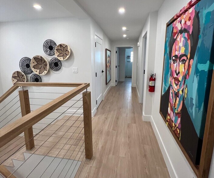 More Photos Of 511 16th St, Miami Beach Hospitality For Sale