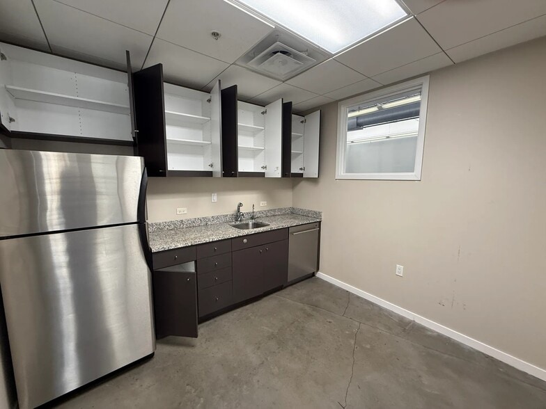 More Photos Of 1348-1358 Fruitville Rd, Sarasota Office Residential For Lease