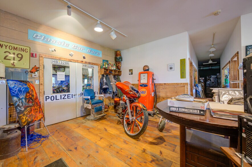 More Photos Of US Route 1 Atlantic Highway, Edgecomb Light Manufacturing For Sale