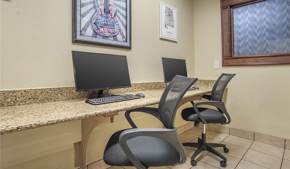 More Photos Of 5041 Academy Ln, Bessemer Hotel For Sale