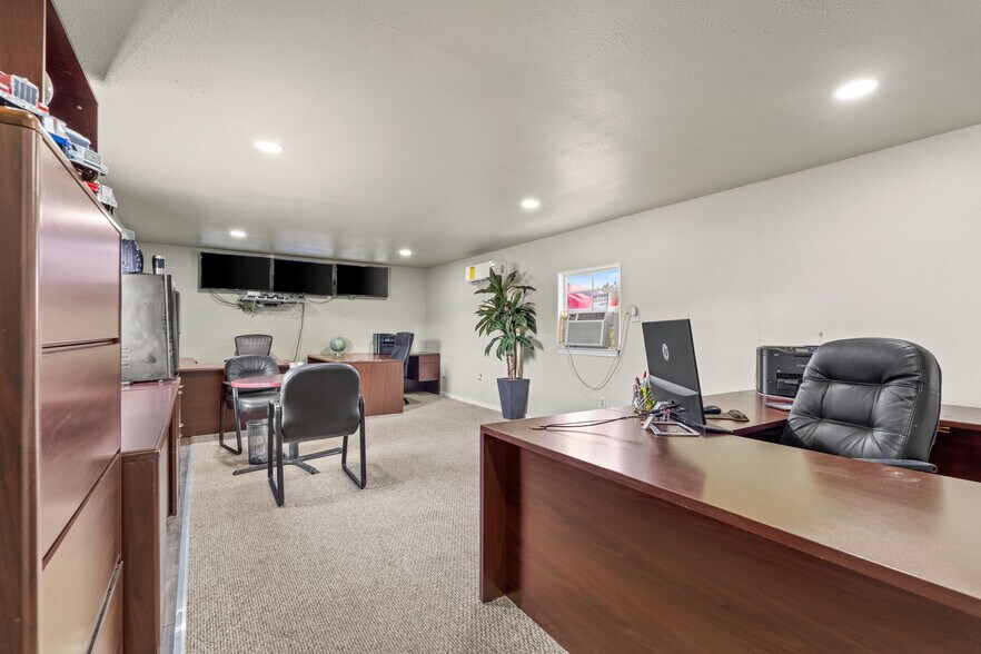 More Photos Of 1241 Narrow Ln, Red Oak Land For Sale