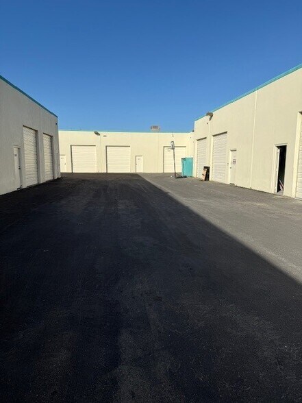 More Photos Of 46560 Fremont Blvd, Fremont Research And Development For Lease