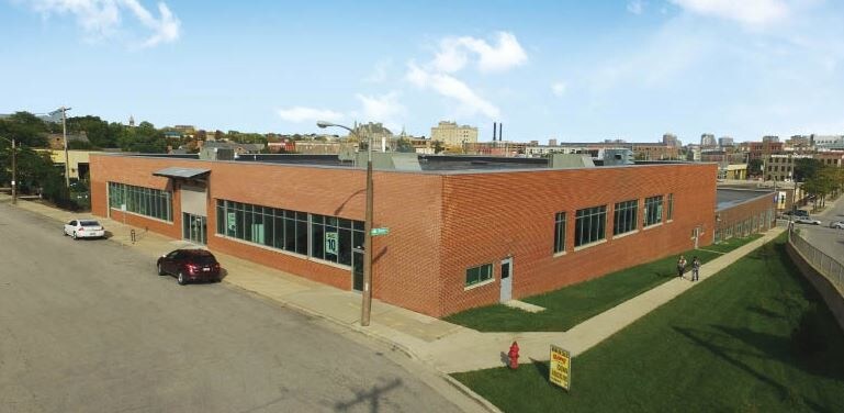 Primary Photo Of 1300 N 7th St, Milwaukee Office For Lease