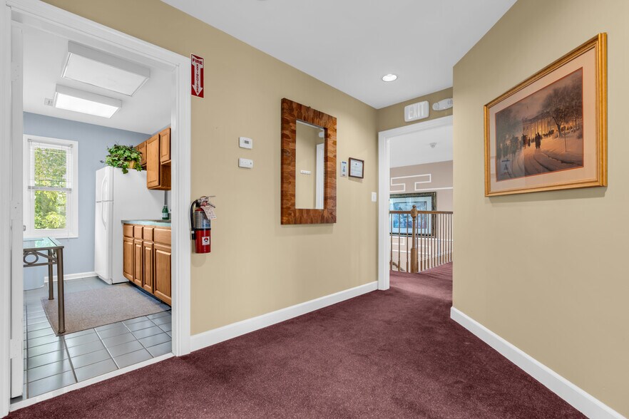 More Photos Of 30 Freneau Ave, Matawan Loft Creative Space For Lease