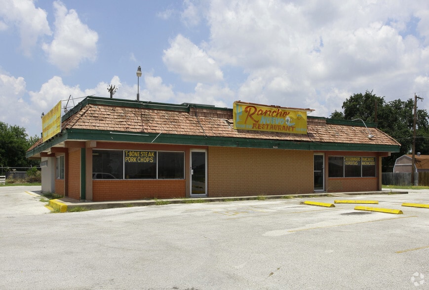 More Photos Of 2415 Jamar St, San Antonio General Retail For Sale