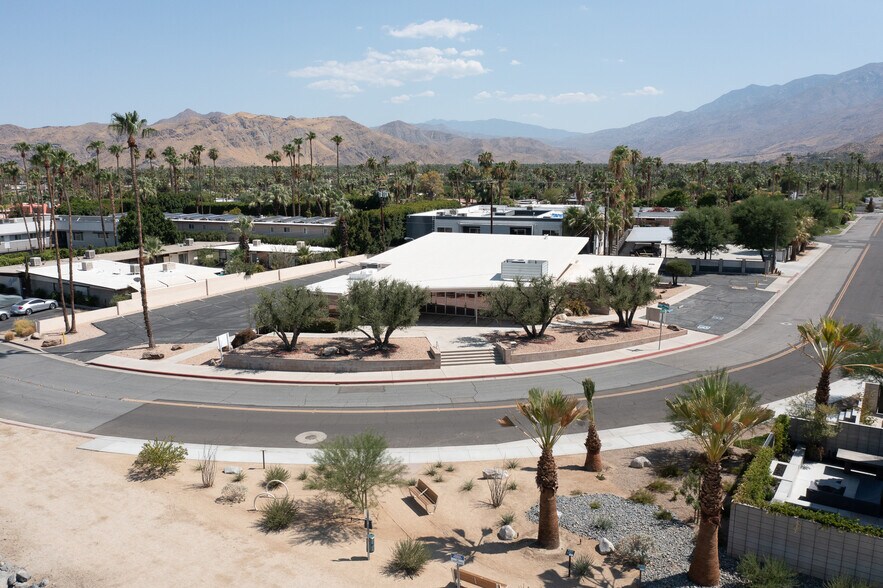 More Photos Of 605 S Riverside Dr, Palm Springs Religious Facility For Sale