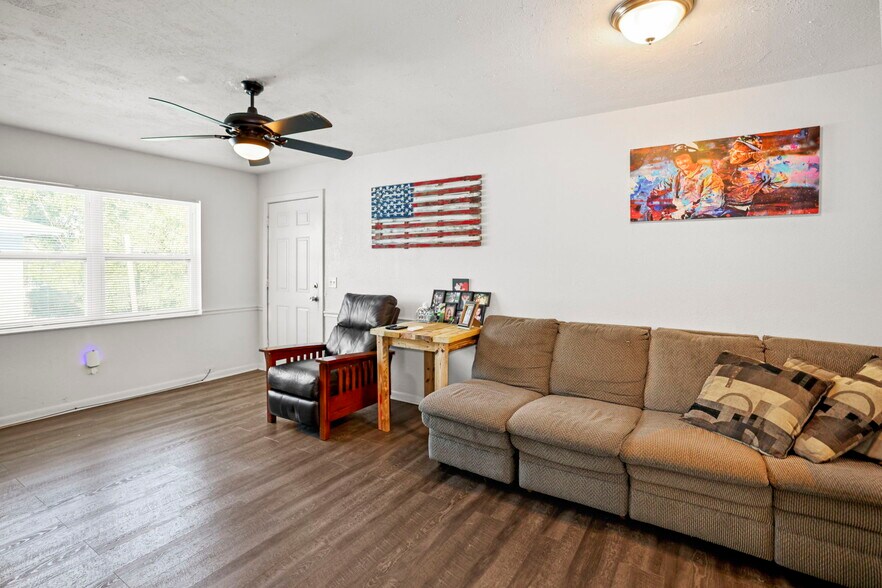 More Photos Of 7108 S Kissimmee St, Tampa Multifamily For Sale