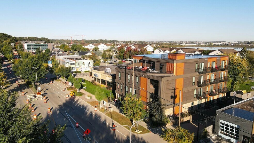 More Photos Of 1935 2nd St SW, Rochester Apartments For Sale