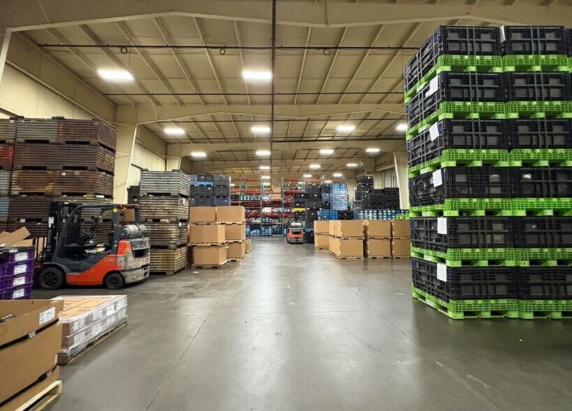 More Photos Of 3600 Tennis Ct, Saint Joseph Manufacturing For Sale