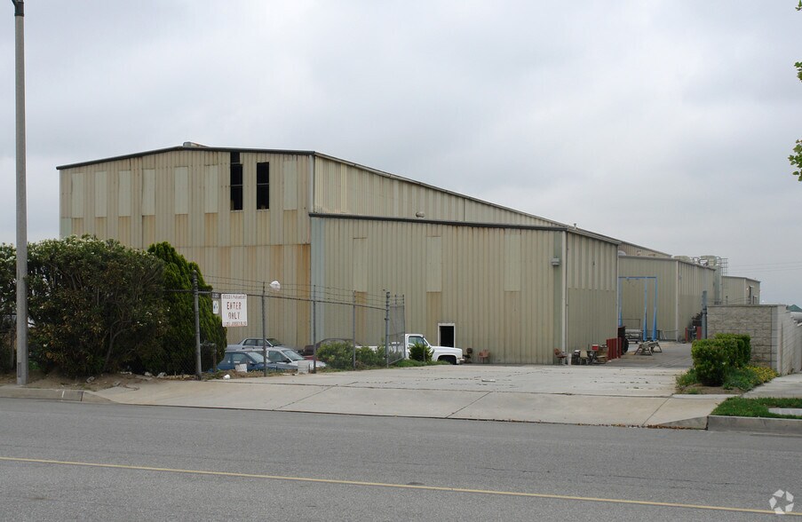 More Photos Of 11251 Jersey Blvd, Rancho Cucamonga Manufacturing For Lease