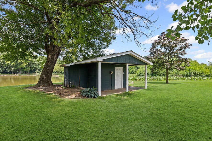 More Photos Of 200 Arlington Dr, Granite City Golf Course Driving Range For Sale