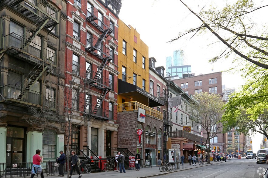 More Photos Of 6 Saint Marks Pl, New York Storefront For Lease