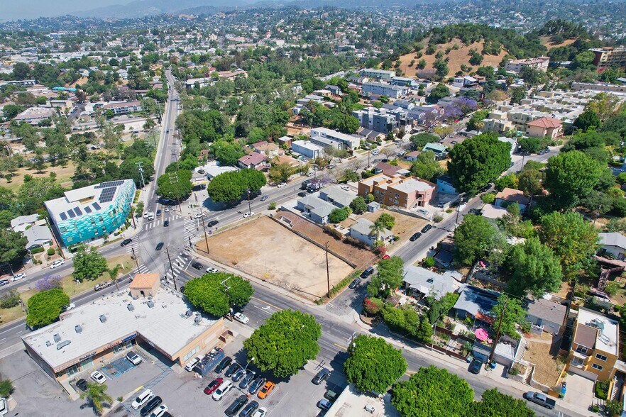 More Photos Of 6000 Monterey Rd, Los Angeles Land For Lease