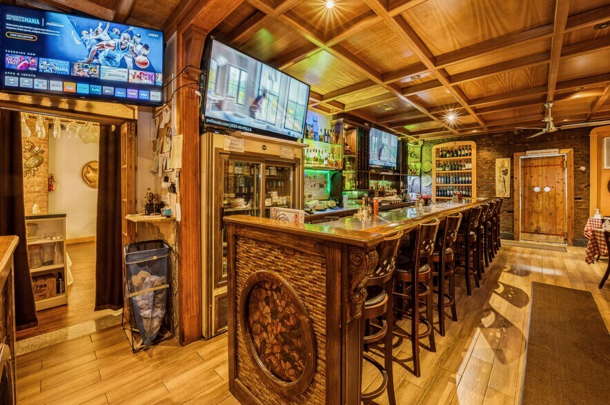 More Photos Of 9529 Sutphin Blvd, Jamaica Restaurant For Sale