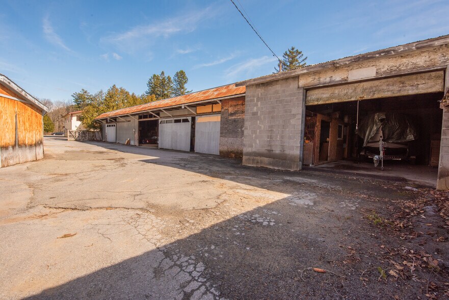 More Photos Of 105 Hand ave, Elizabethtown Industrial For Sale