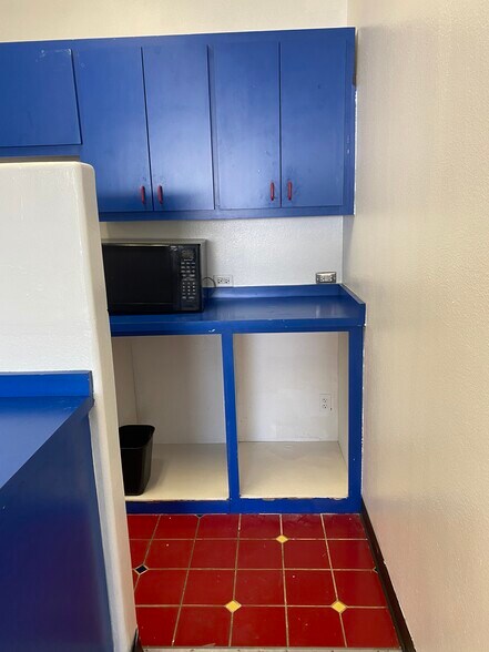 More Photos Of 630 W 17th Pl, Tempe Schools For Lease
