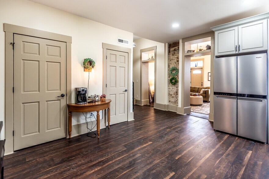 More Photos Of 320 N Mechanic St, Lebanon Multifamily For Sale