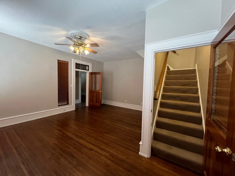 More Photos Of 1071 S High St, Columbus Loft Creative Space For Sale