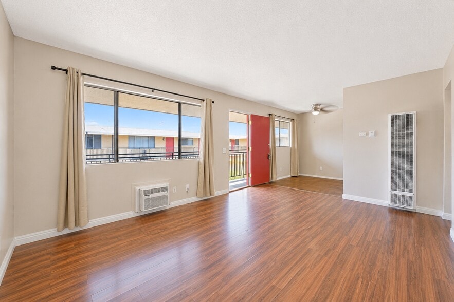 More Photos Of 383 Orchid Ln, Pomona Apartments For Sale